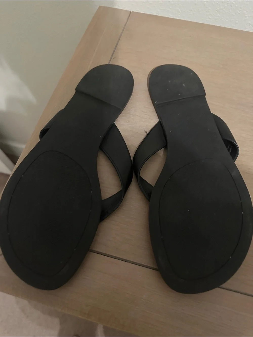 Tory Burch Black Flip Flop Sandals with Gold Logo